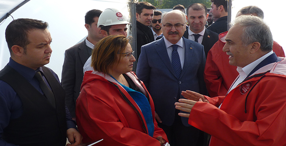 Gıda Tarım ve Hayvancılık Bakanı Ahmet Eşref Fakıbaba Vodafone Akıllı Köy’ü Ziyaret Etti